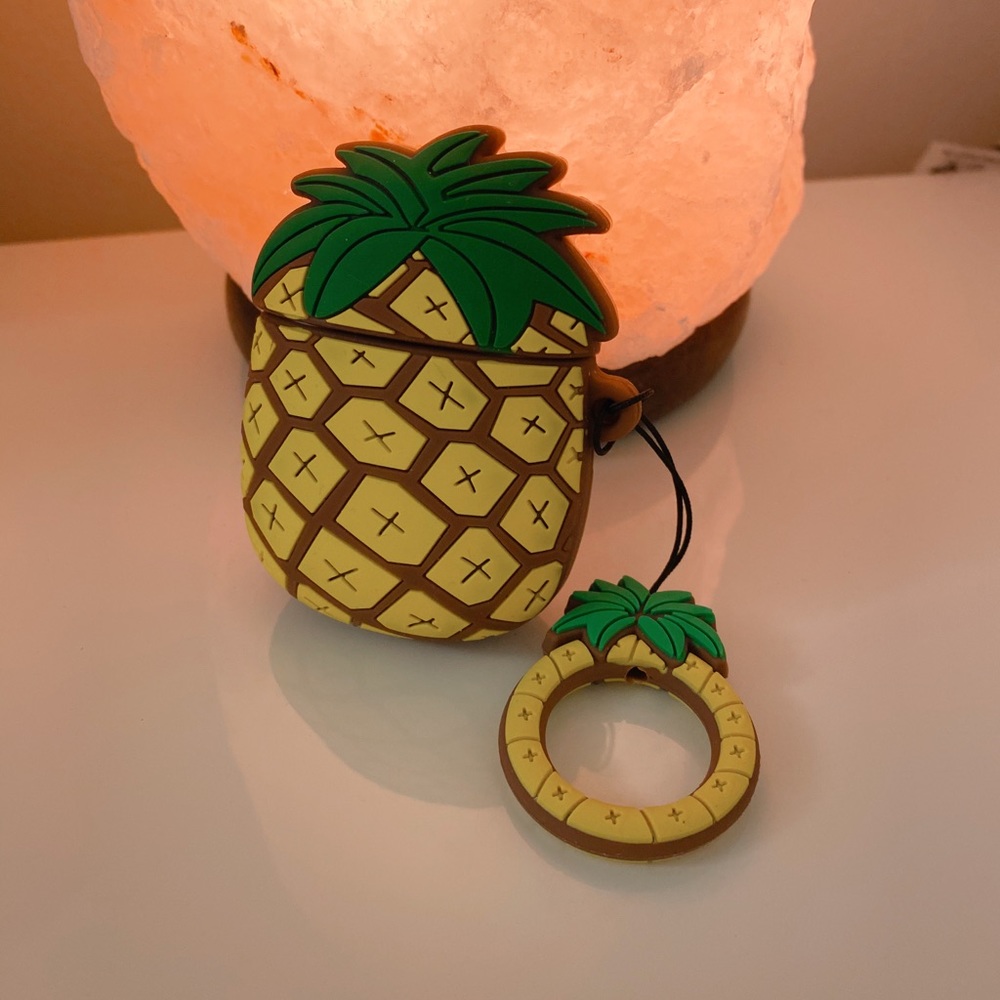 Pineapple airpod case